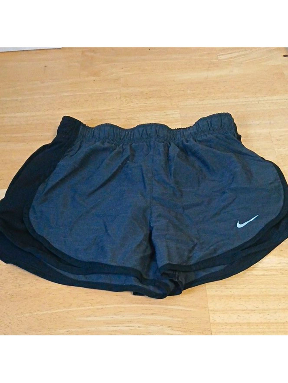 Nike Dri-FIT Women’s XS Black Athletic Mesh Polyester Shorts Elastic Waist